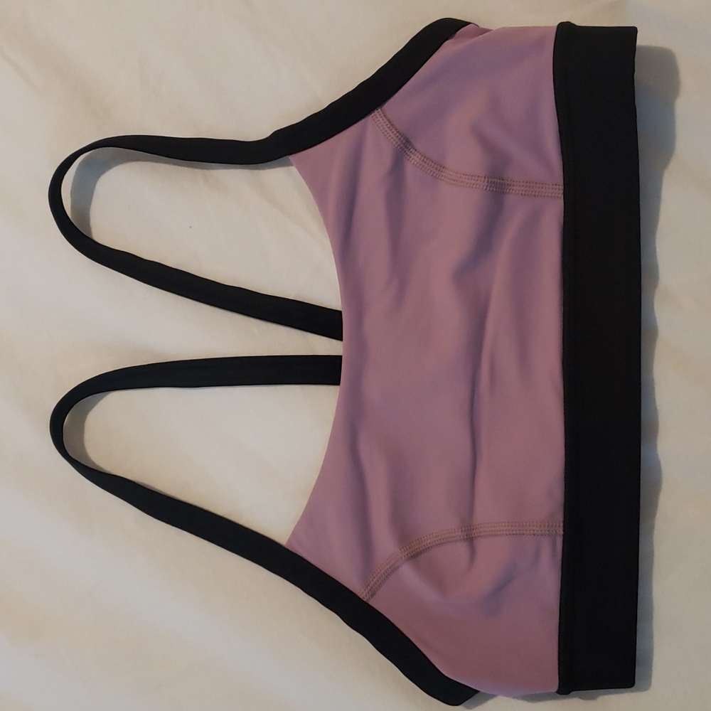 Lululemon Sports Bra Size 4